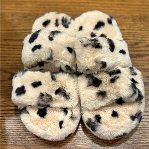 Fuzzy Sandal Slippers  - Size 9/10